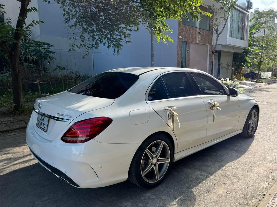 Mercedes-Benz C 250 2015 - Màu trắng chính chủ, giá cực tốt