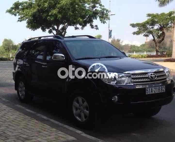 Toyota Fortuner Xe chính chủ bán miễn trung gian 2011 - Xe chính chủ bán miễn trung gian