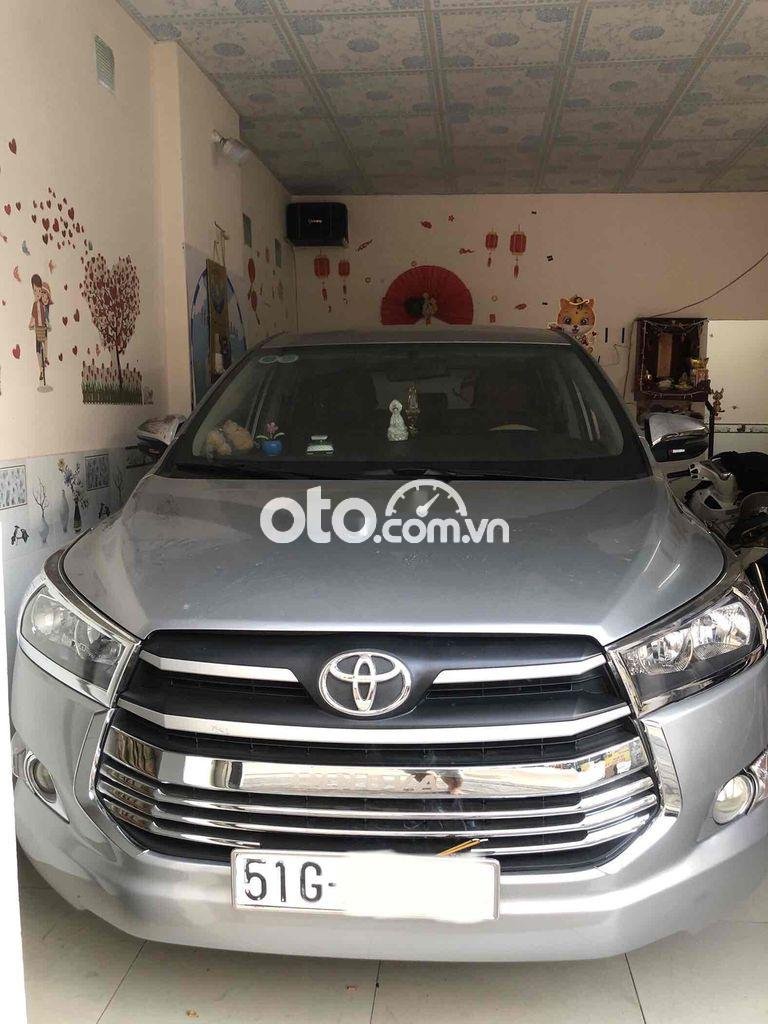 Toyota Innova GIA ĐÌNH CẦN BÁN  2017 2.0G TỰ ĐỘNG 2017 - GIA ĐÌNH CẦN BÁN INNOVA 2017 2.0G TỰ ĐỘNG