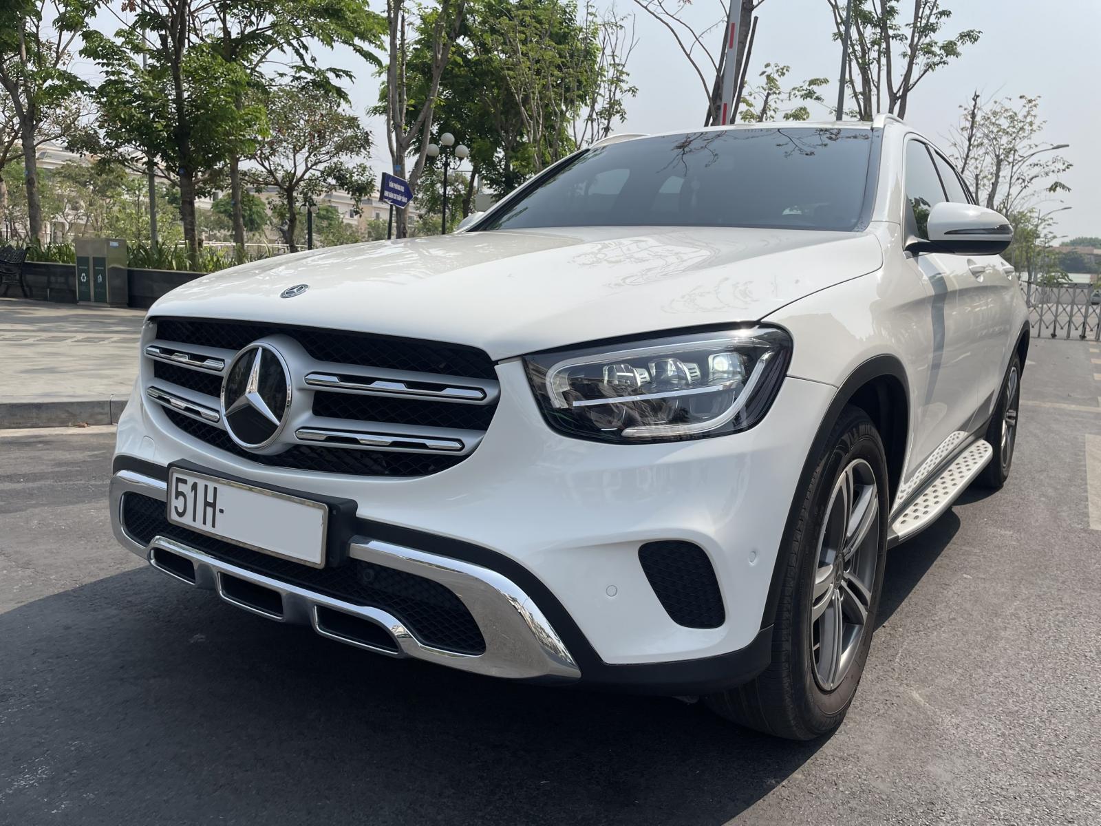 Mercedes-Benz GLC 200 2020 - Xe Mercedes benz GLC200 Model 2020, CÒN BẢO HÀNH CHÍNH HÃNG , màuTrắng nội thất kem