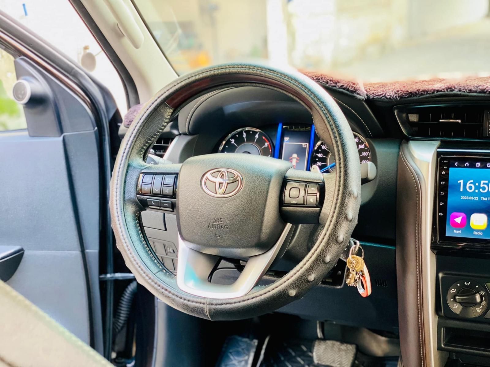 Toyota Fortuner 2019 - Màu đen số tự động giá hữu nghị