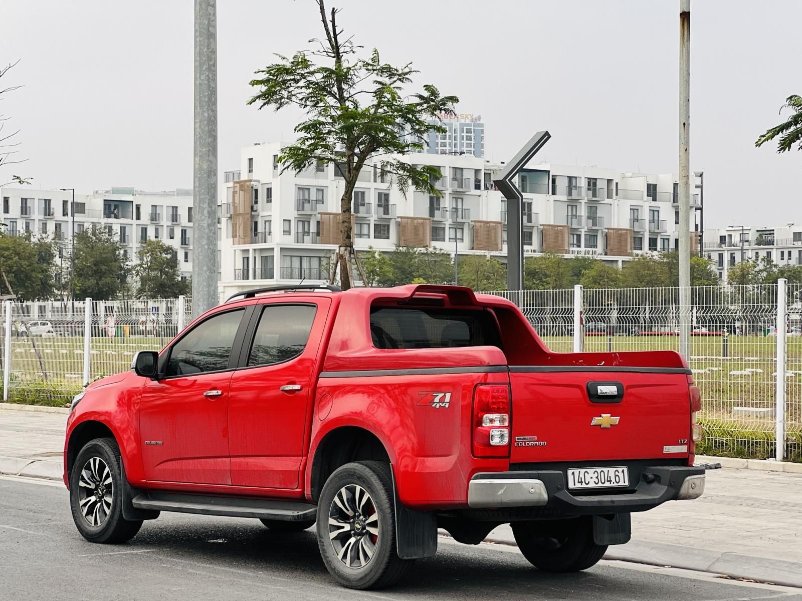 Chevrolet Colorado 2019 - Màu đỏ, nhập khẩu