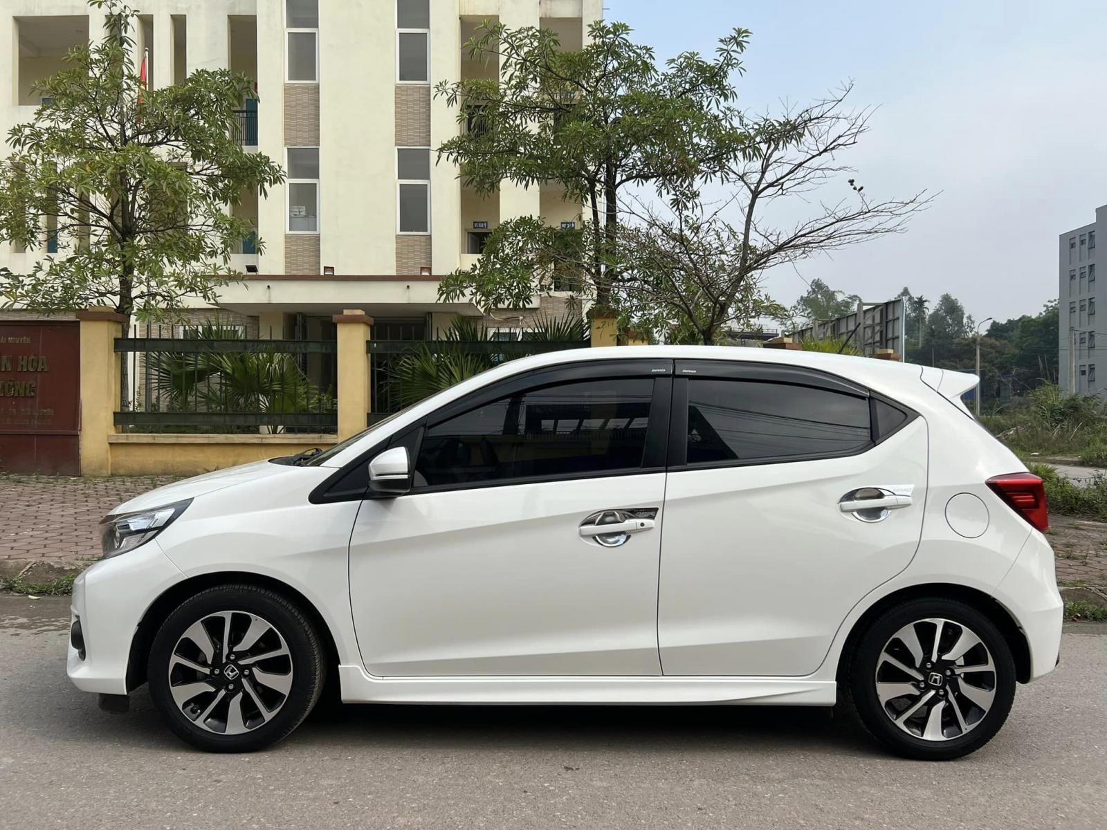 Honda Brio 2019 - Màu trắng, nhập khẩu nguyên chiếc