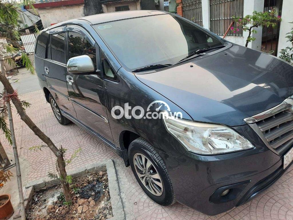 Toyota Innova 👉 Tôi cần bán:  sx2015 số sàn, biển h.nội 2015 - 👉 Tôi cần bán: innova sx2015 số sàn, biển h.nội