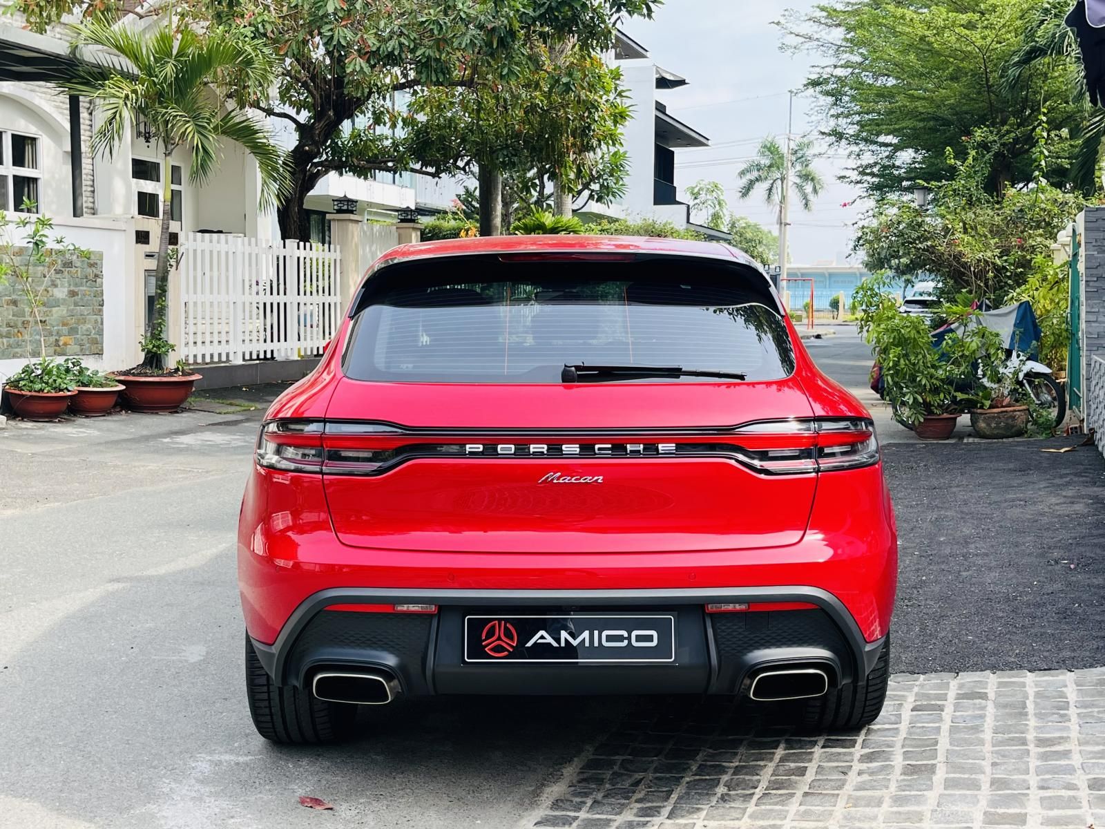 Porsche Macan 2022 - Đỏ - Đen siêu lướt (AMICO)