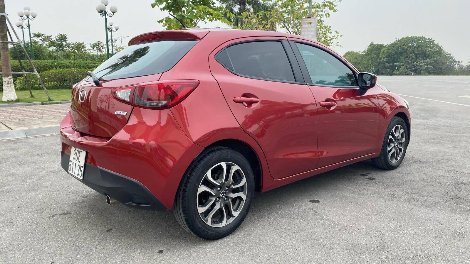 Mazda 2 2017 - Bản Hatchback số tự động 1.5 xe gia đình đẹp