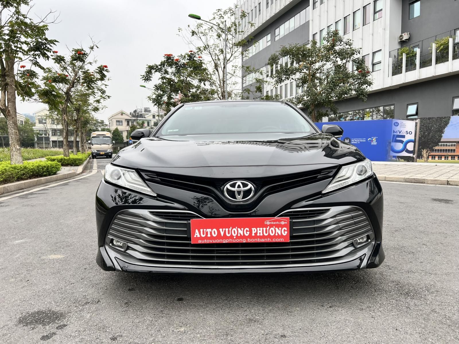 Toyota Camry 2019 - Đăng ký 2019, chính chủ, giá chỉ 965 triệu