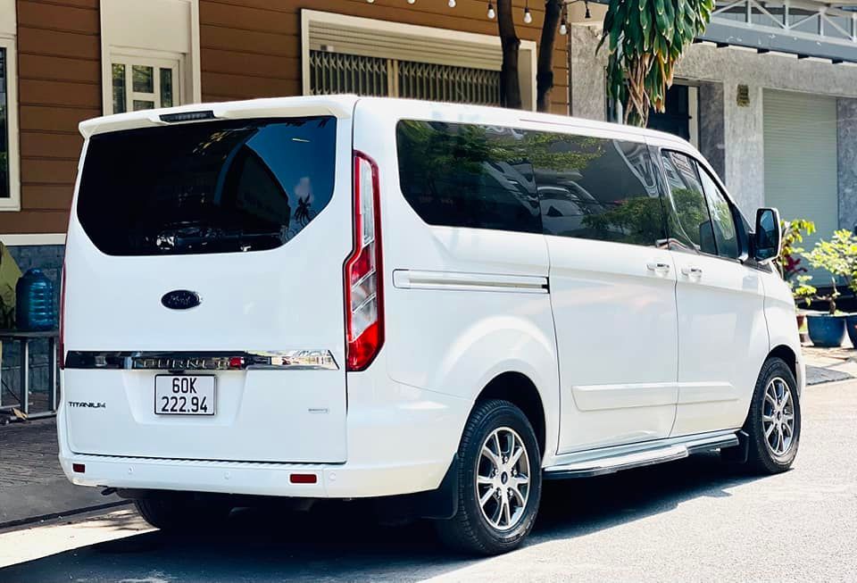 Ford Tourneo 2020 - Giá cực tốt