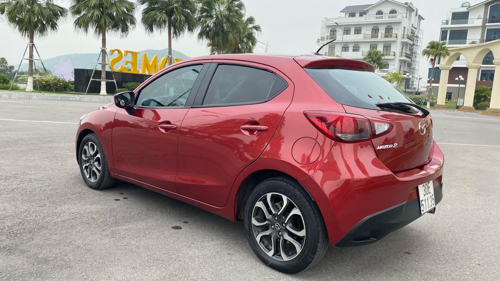 Mazda 2 2017 - Bản Hatchback số tự động 1.5 xe gia đình đẹp