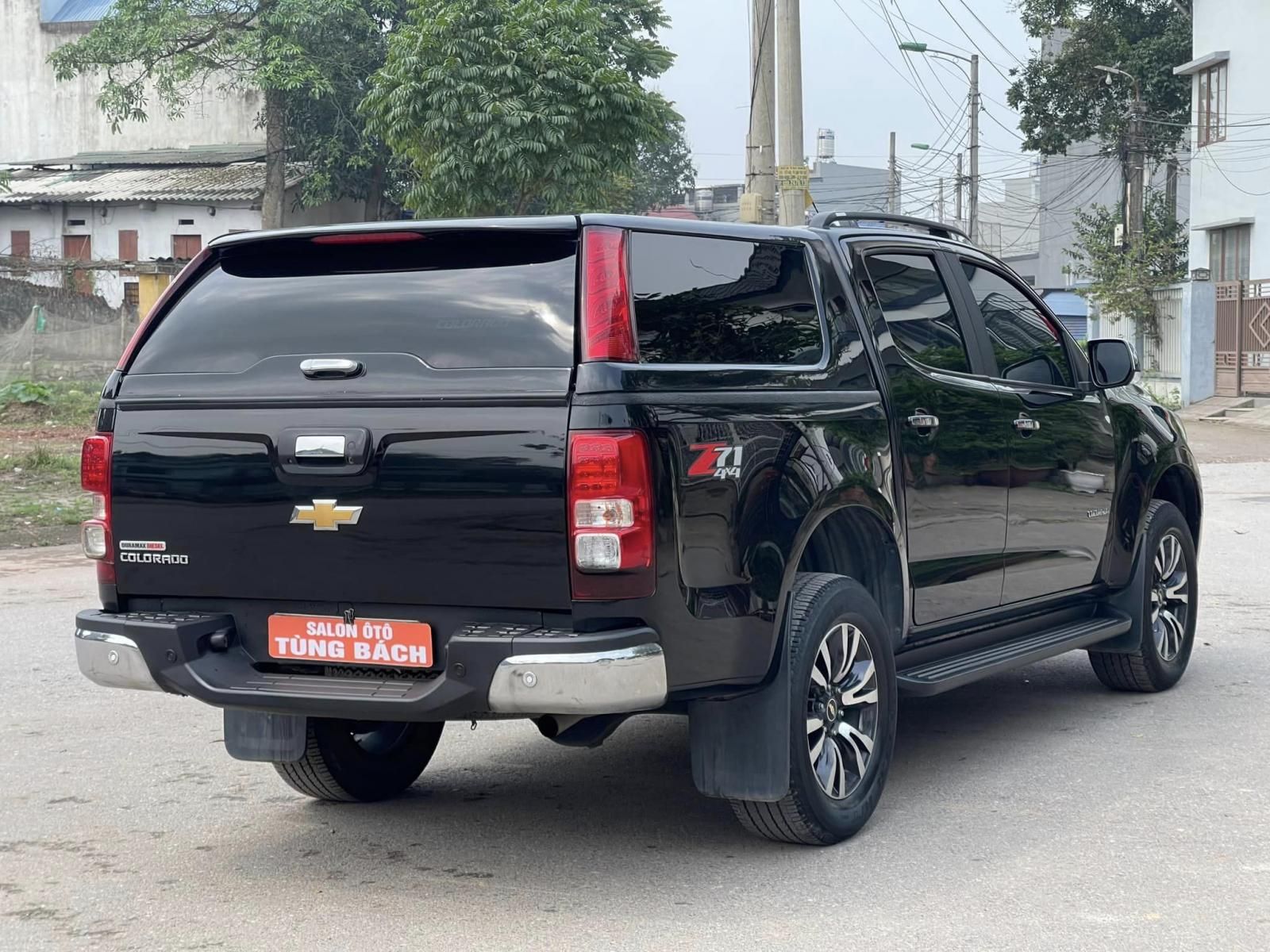 Chevrolet Colorado 2018 - Màu đen, nhập khẩu nguyên chiếc, 540 triệu