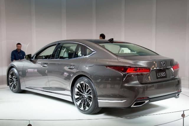 Lexus LS 500 2023 - Giá tốt nhất - Giao xe toàn quốc - Đủ màu - Liên hệ ngay để nhận ưu đãi tốt nhất từ showroom