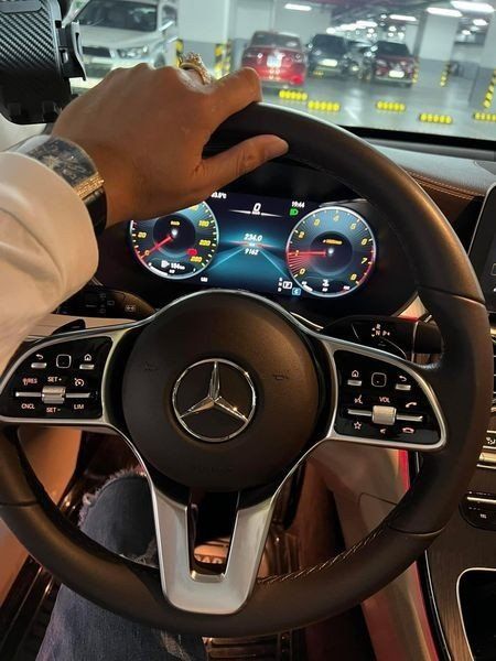 Mercedes-Benz GLC 300 2019 - Đăng kí t8/2020