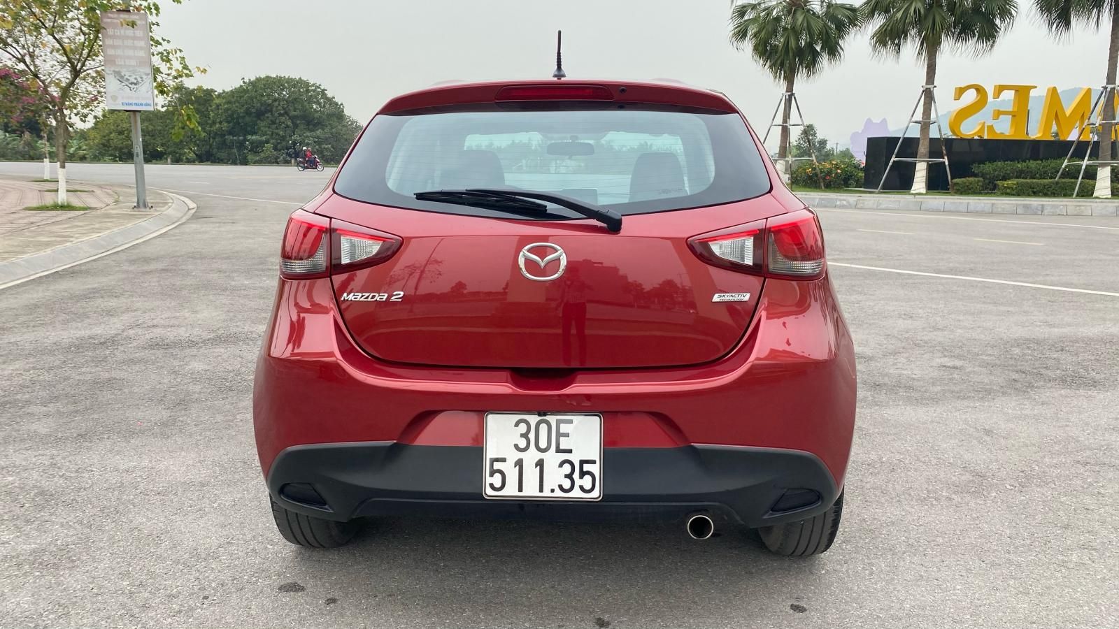 Mazda 2 2017 - Bản Hatchback số tự động 1.5 xe gia đình đẹp
