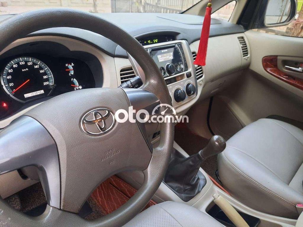 Toyota Innova 👉 Tôi cần bán:  sx2015 số sàn, biển h.nội 2015 - 👉 Tôi cần bán: innova sx2015 số sàn, biển h.nội