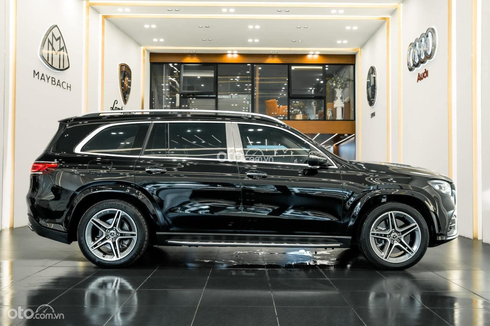 Mercedes-Benz GLS 450 2020 - Màu đen, nhập khẩu