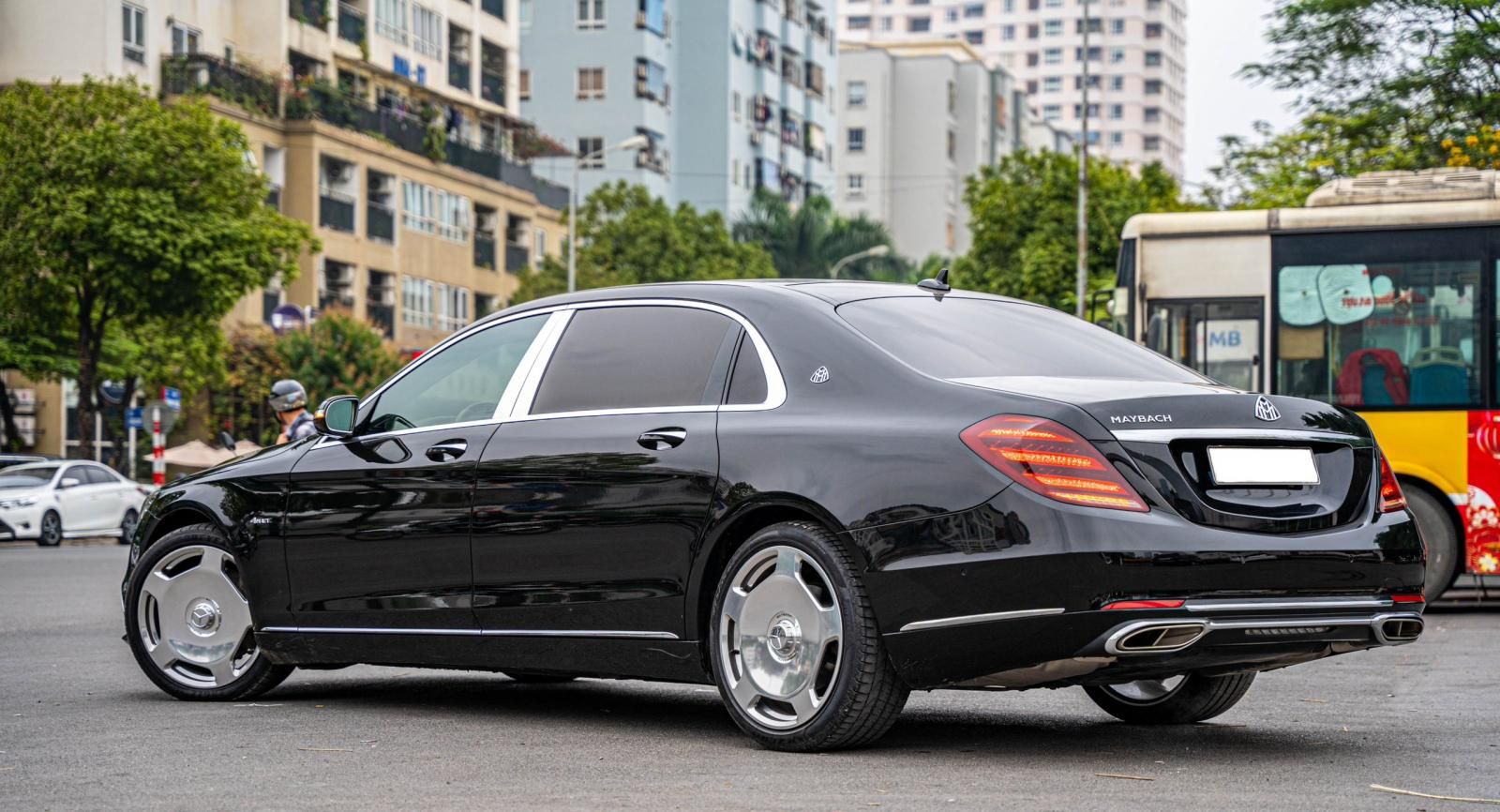 Mercedes-Benz Maybach S400 2017 - Xe màu đen