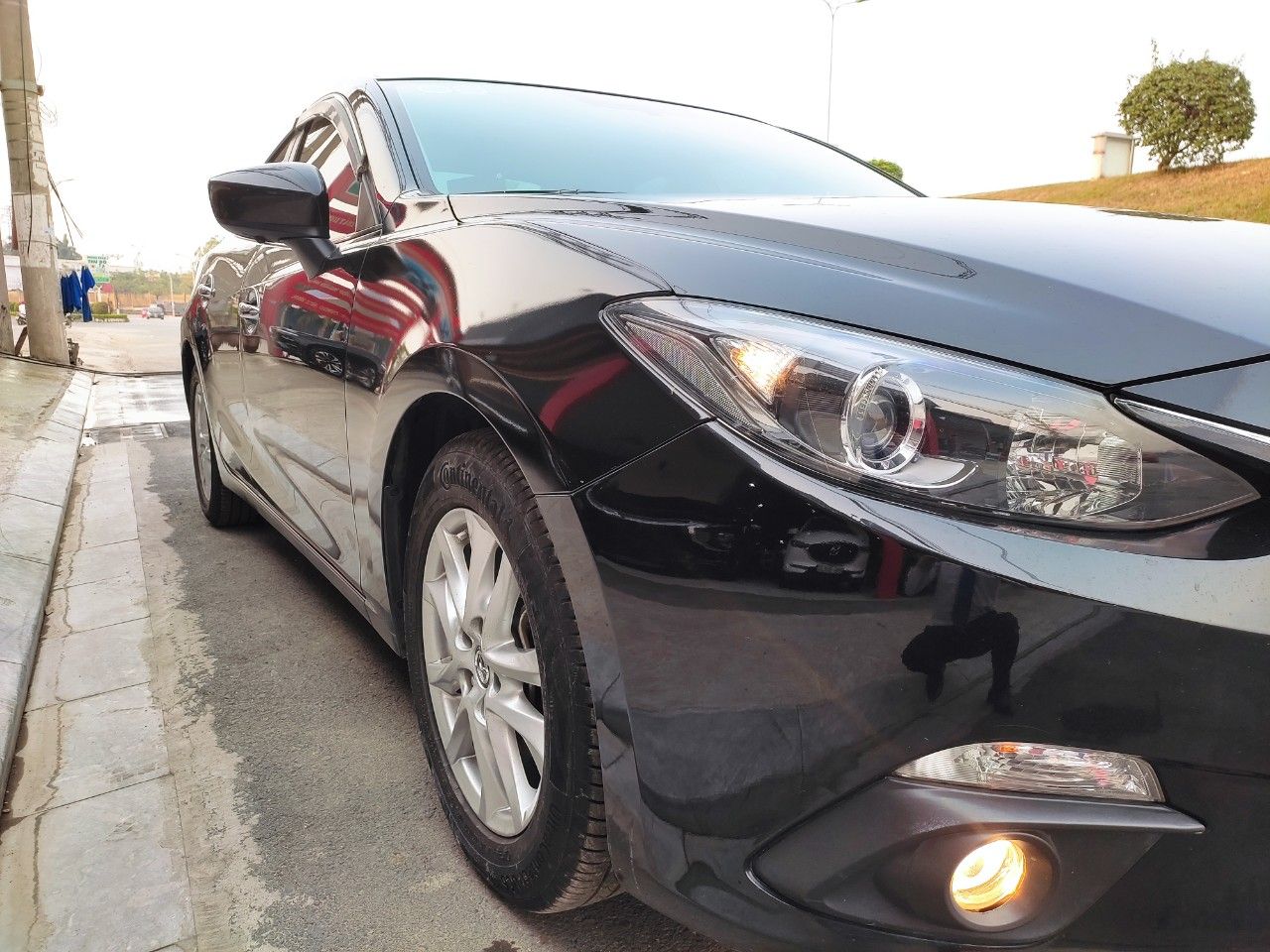 Mazda 3 2017 - Hỗ trợ trả góp 70%, xe đẹp, giá tốt giao ngay