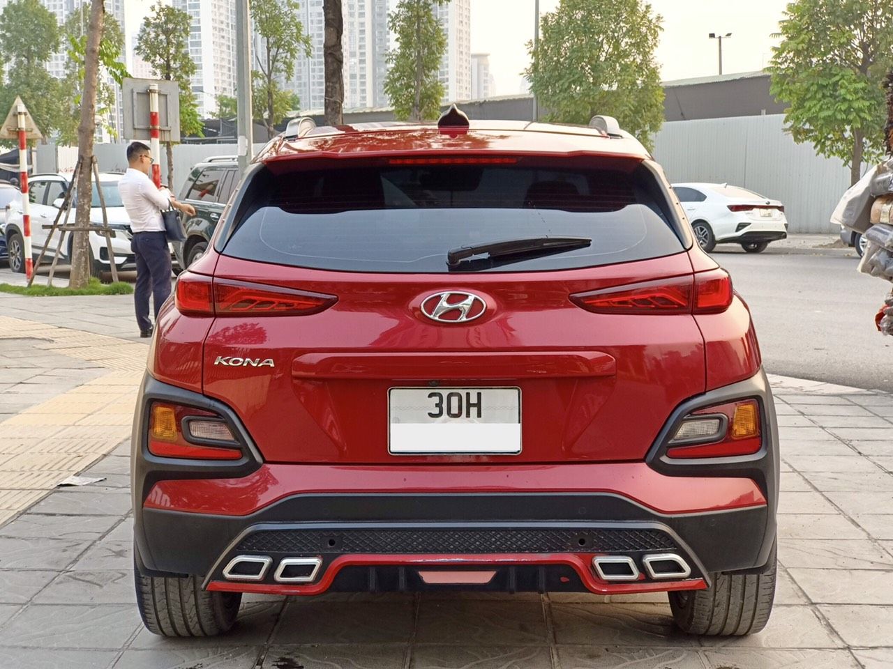 Hyundai Kona 2019 - Cần bán gấp xe nhập khẩu, giá chỉ 585tr