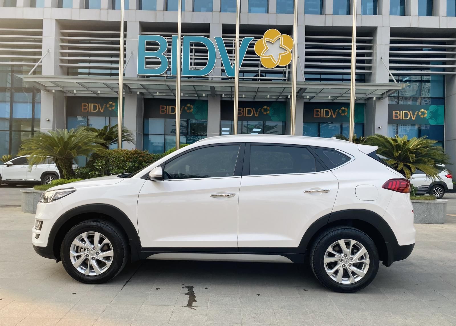 Hyundai Tucson 2020 - Màu trắng, giá 740tr