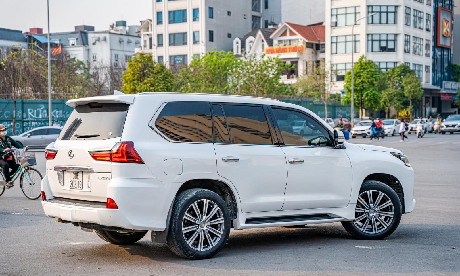 Lexus LX 570 2015 - Xe đi cực ít, đẹp xuất sắc