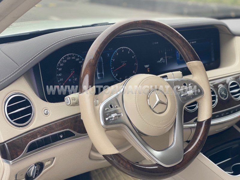 Mercedes-Benz S 450L 2017 - Đã lên full Maybach, siêu mới