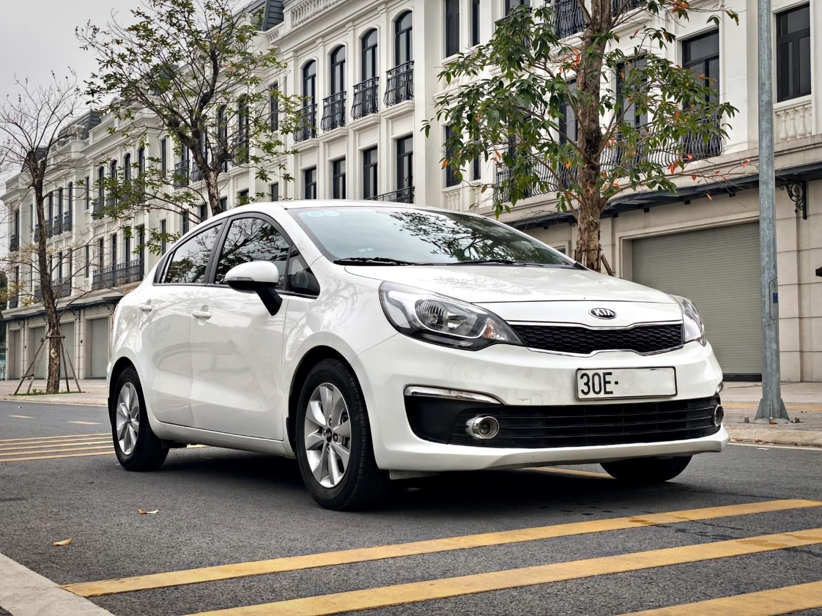 Kia Rio 2016 - Bán xe đăng ký lần đầu 2016, nhập khẩu nguyên chiếc, giá chỉ 399tr