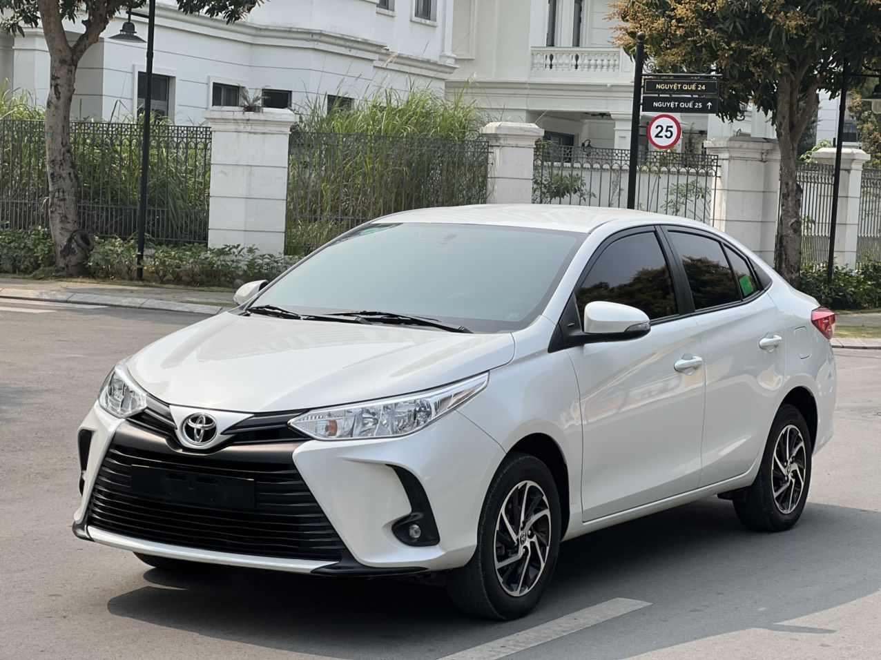 Toyota Vios 2021 - Biển tỉnh, form mới