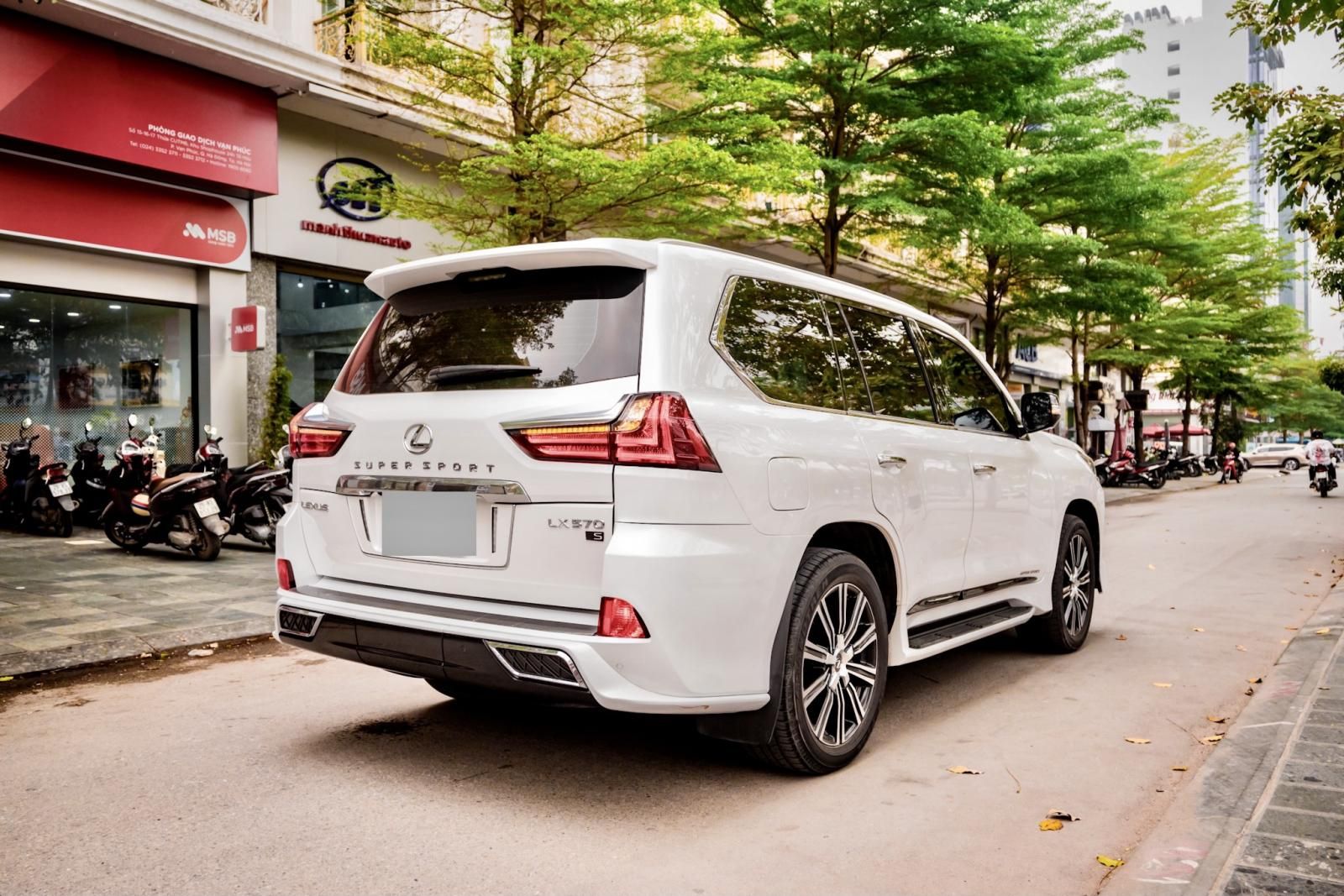 Lexus LX 570 2019 - Nhập Trung Đông, biển Hà Nội