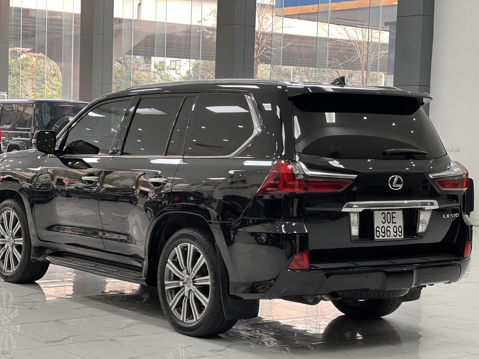 Lexus LX 570 2015 - Em bán chiếc xe bản Mỹ model 2016 đẹp xuất sắc