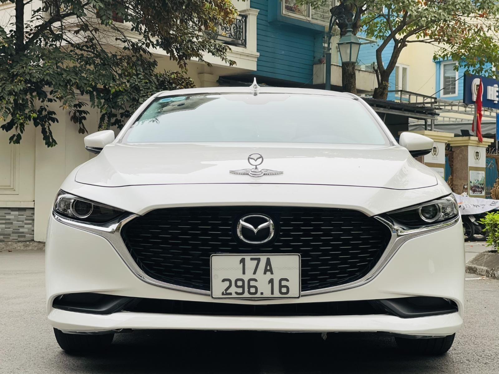 Mazda 3 2022 - Xe nhập giá 610tr