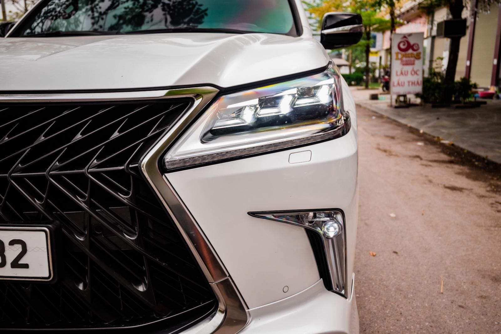 Lexus LX 570 2019 - Nhập Trung Đông, biển Hà Nội