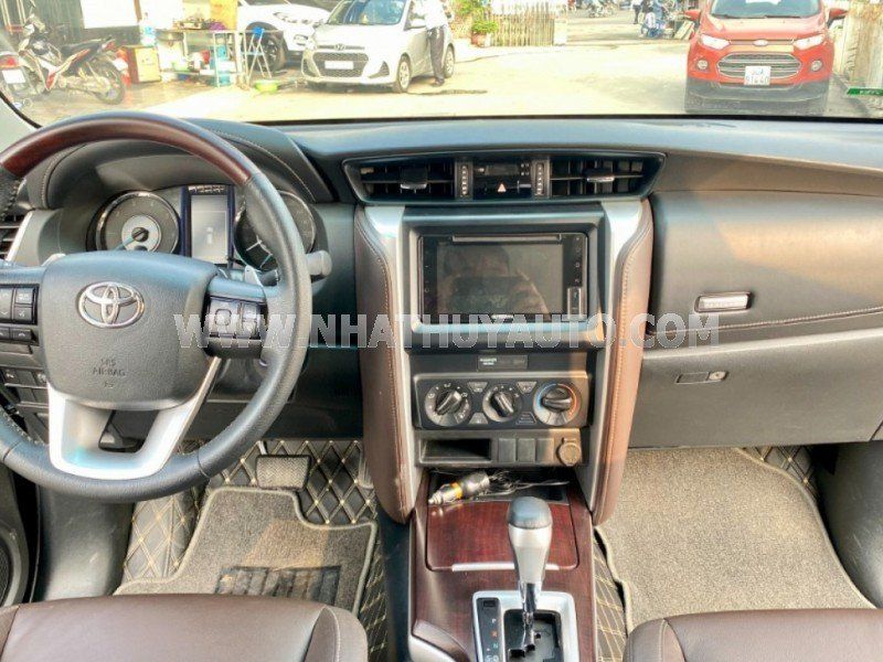 Toyota Fortuner 2020 - Xe máy dầu 1 cầu