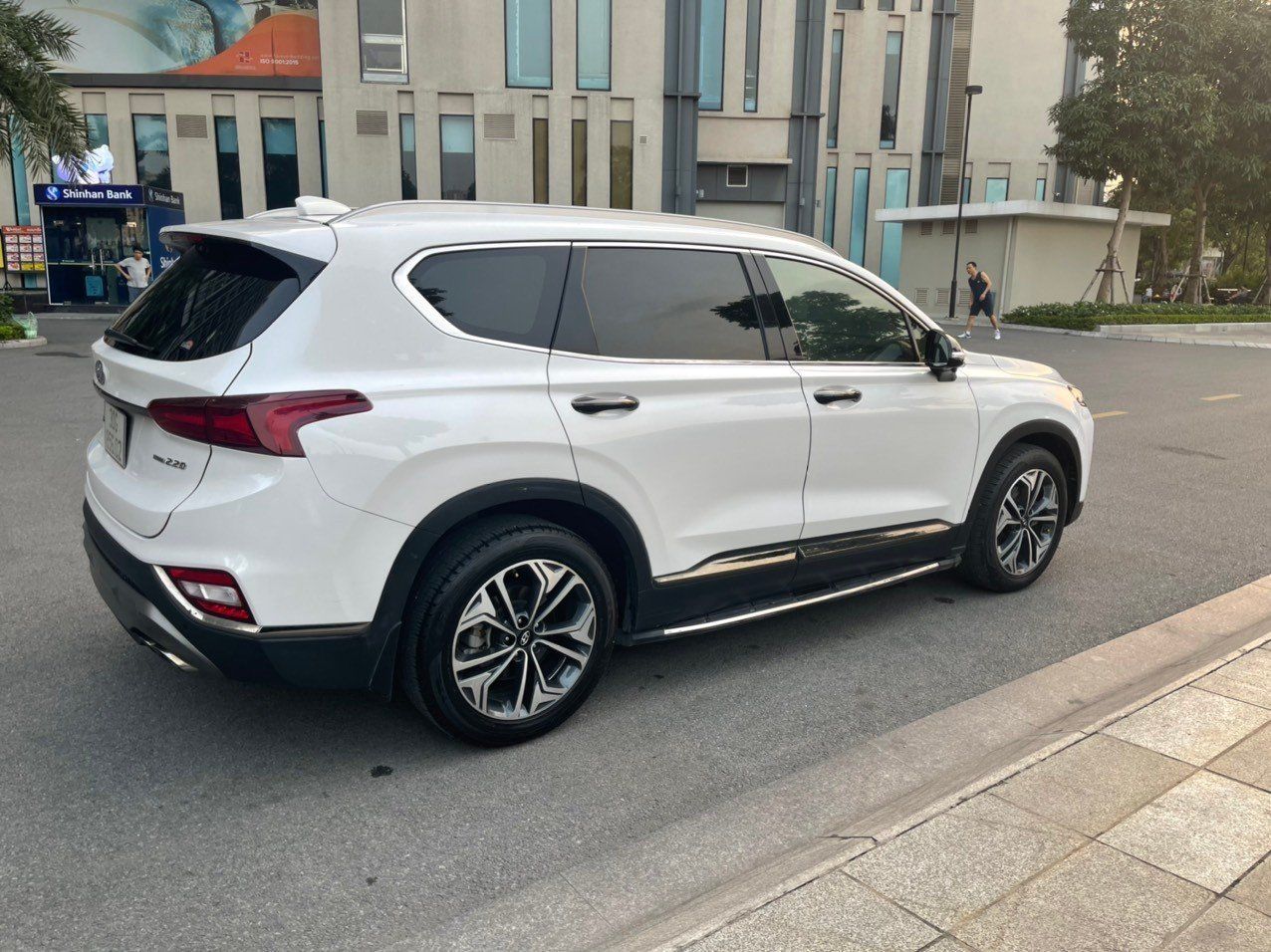 Hyundai Santa Fe 2021 - Xe màu trắng