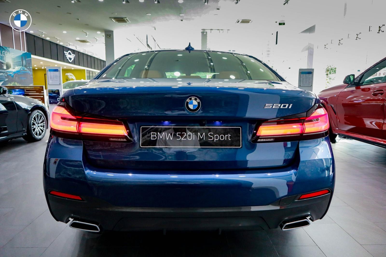 BMW 520i 2023 - Giảm sâu tiền mặt, giao ngay, cùng 1 năm bảo hiểm vật chất