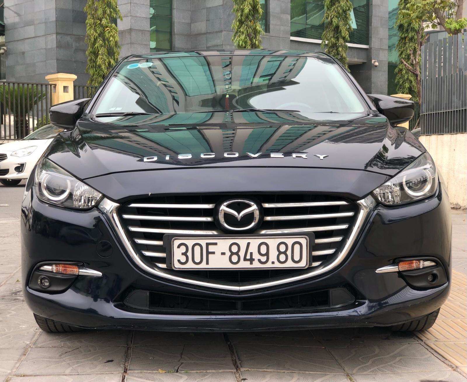 Mazda 3 2019 - Cần bán xe gia đình giá tốt 560tr