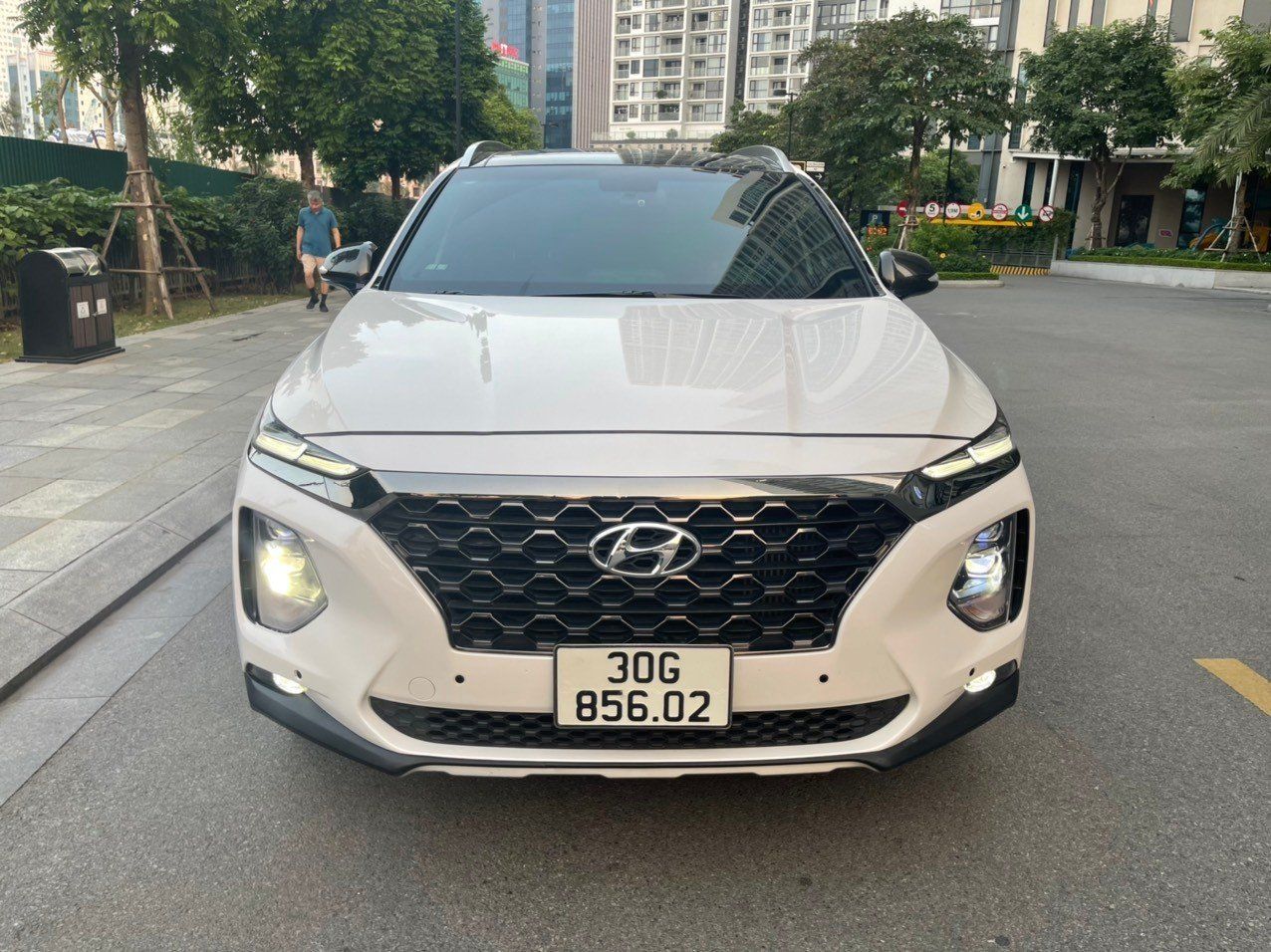 Hyundai Santa Fe 2021 - Xe màu trắng