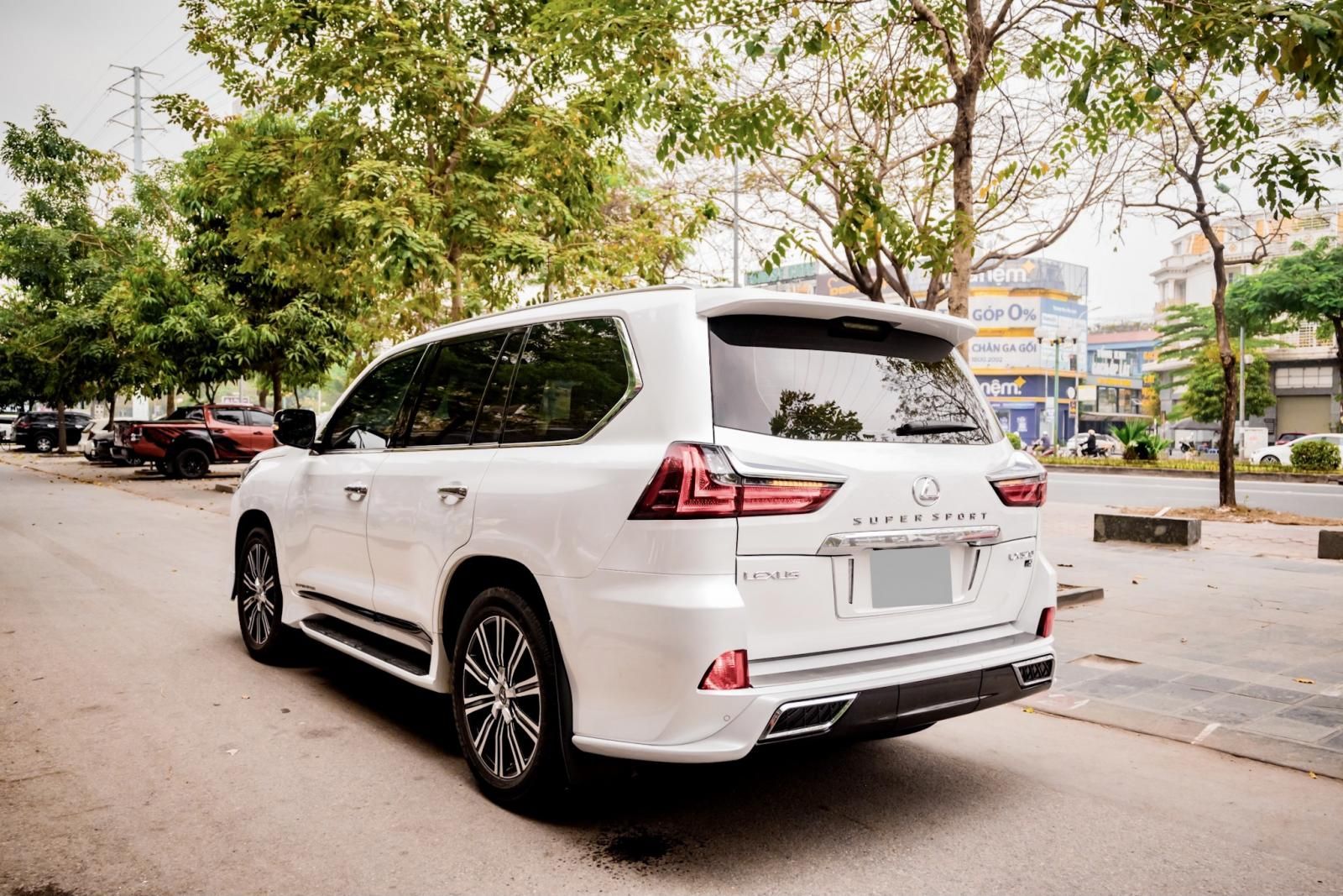 Lexus LX 570 2019 - Nhập Trung Đông, biển Hà Nội