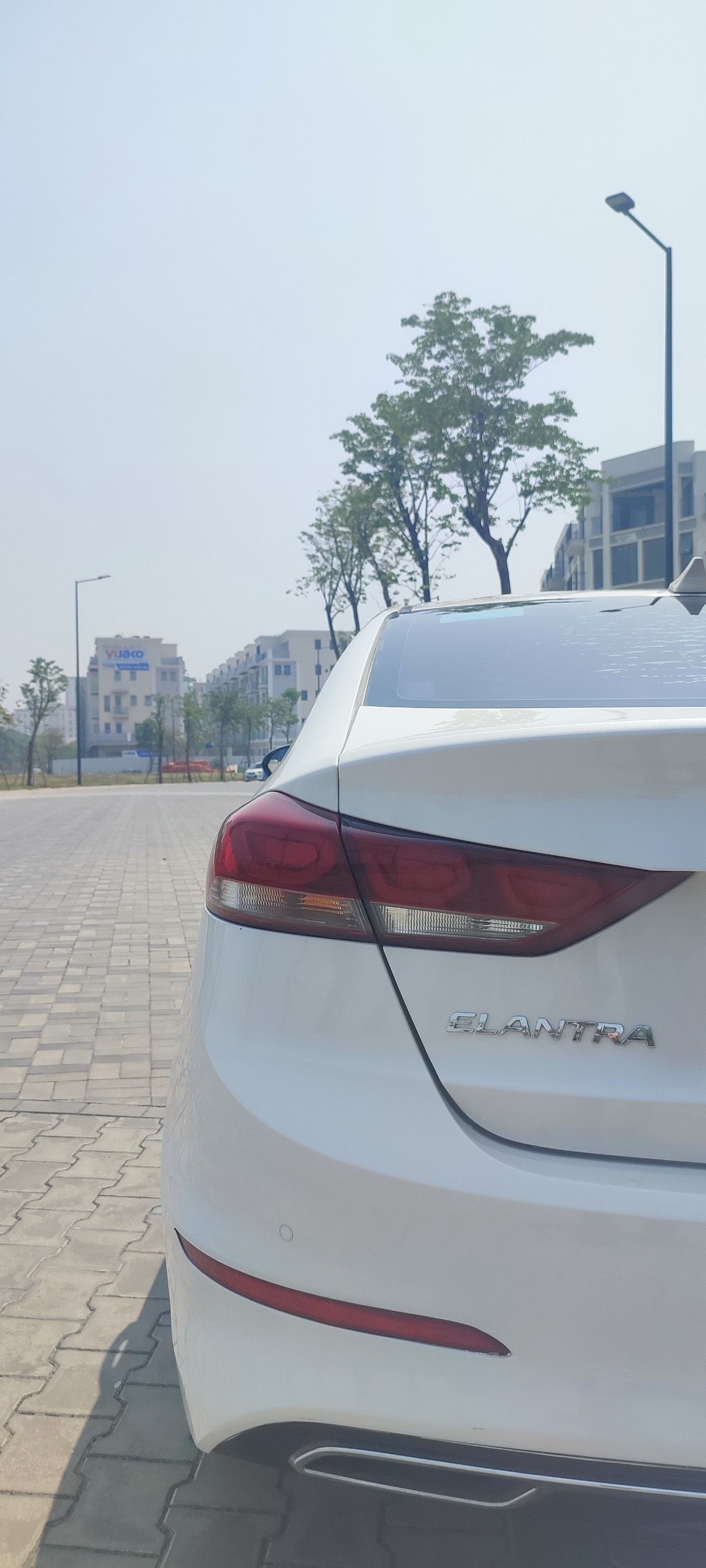 Hyundai Elantra 2017 - 1 chủ, chạy 6,2 vạn km