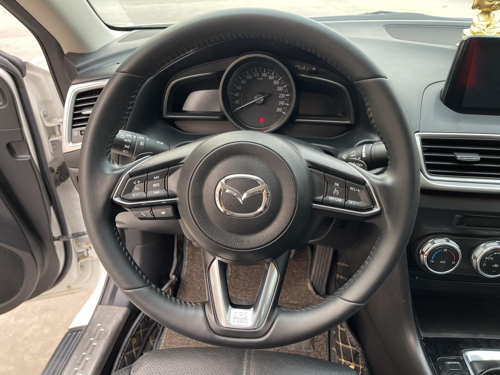 Mazda 3 2018 - Xe đẹp, giá tốt, hỗ trợ trả góp 70%, xe trang bị full options