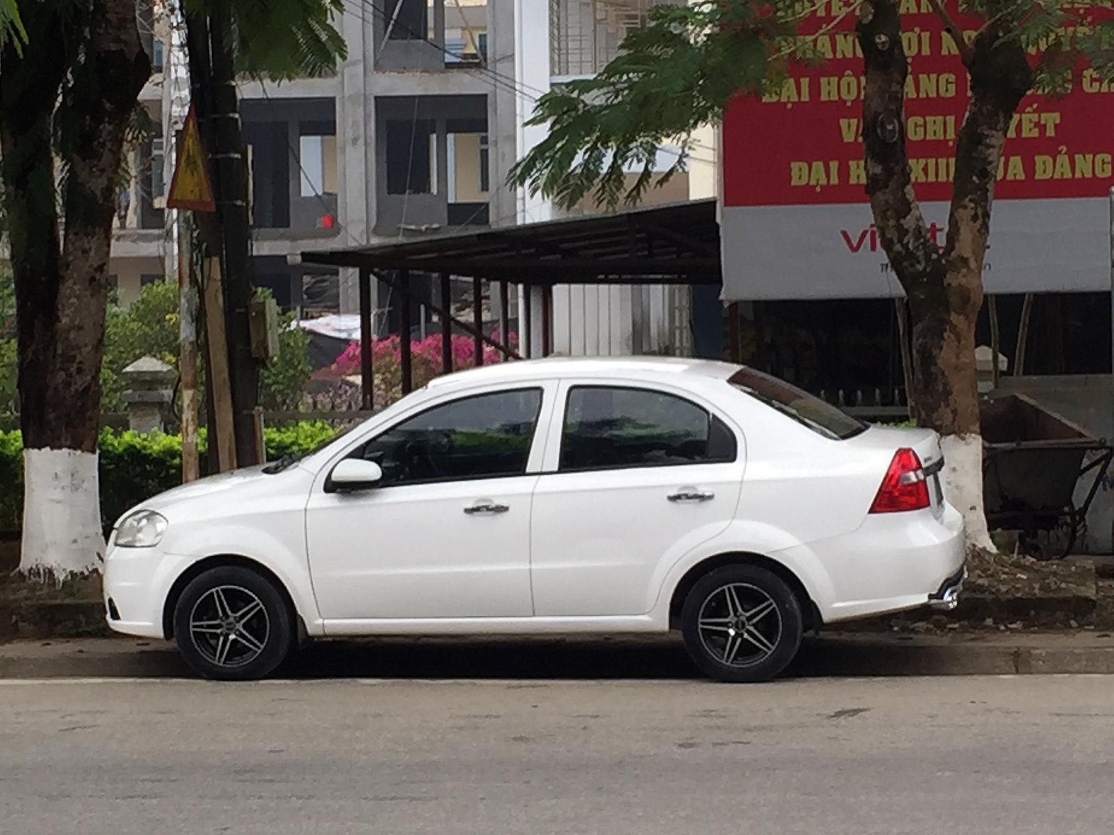 Daewoo Gentra 2010 - cần bán