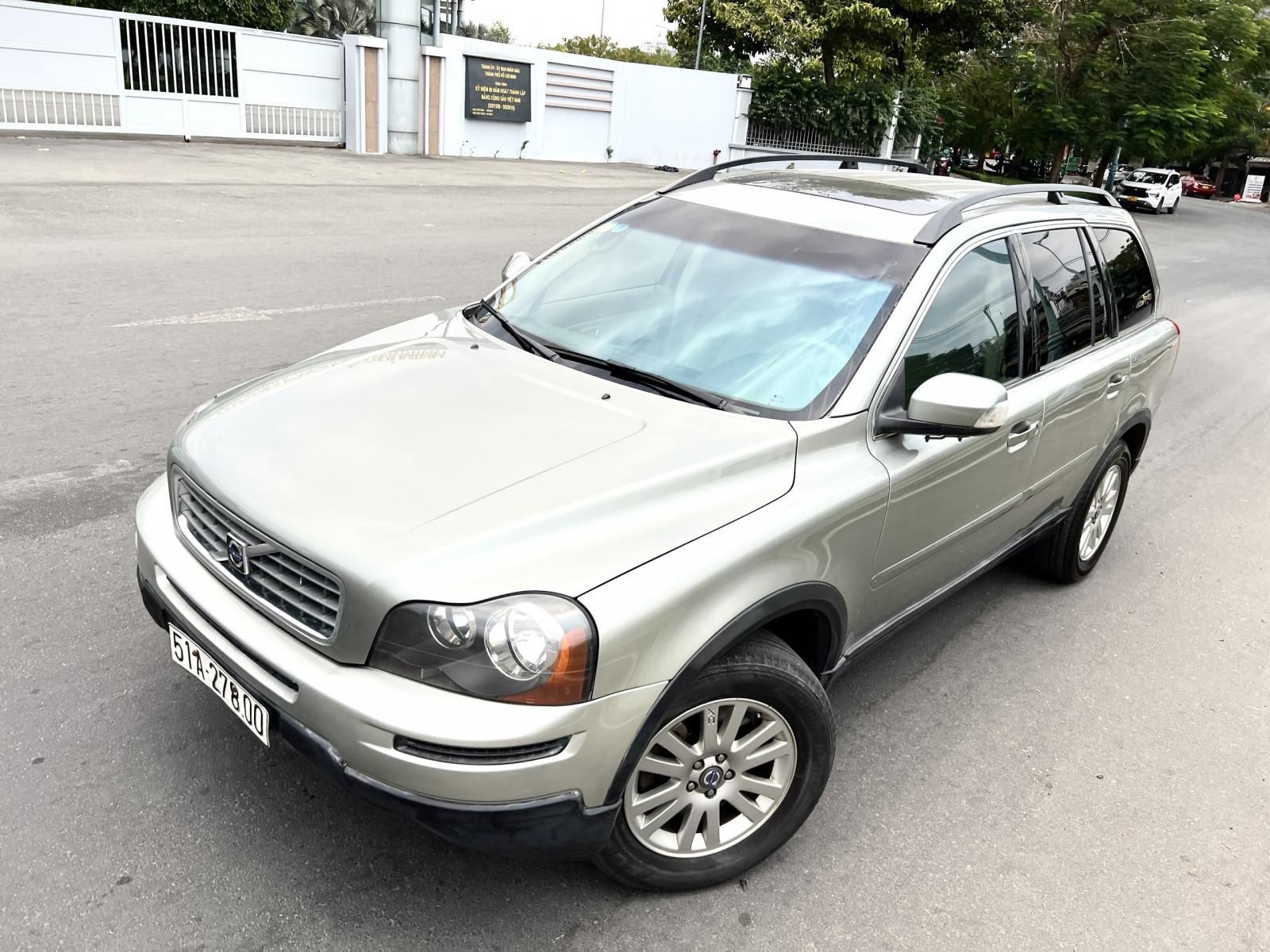 Volvo XC90 2009 - Nhập 2009, nhà mua mới, 1 đời chủ SG trùm mền ít đi