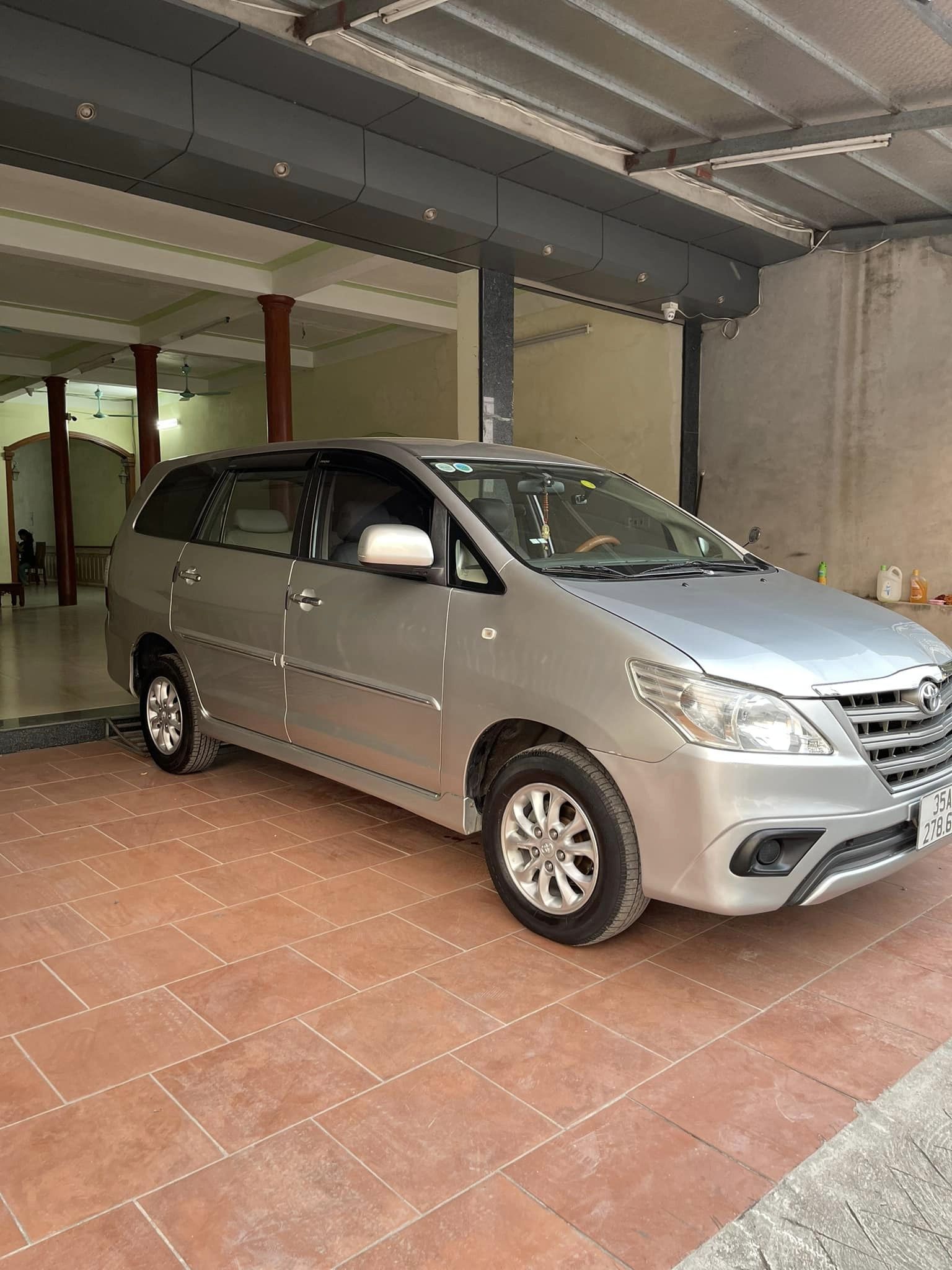 Toyota Innova 2015 - Toyota Innova 2015 số sàn tại Hà Nam