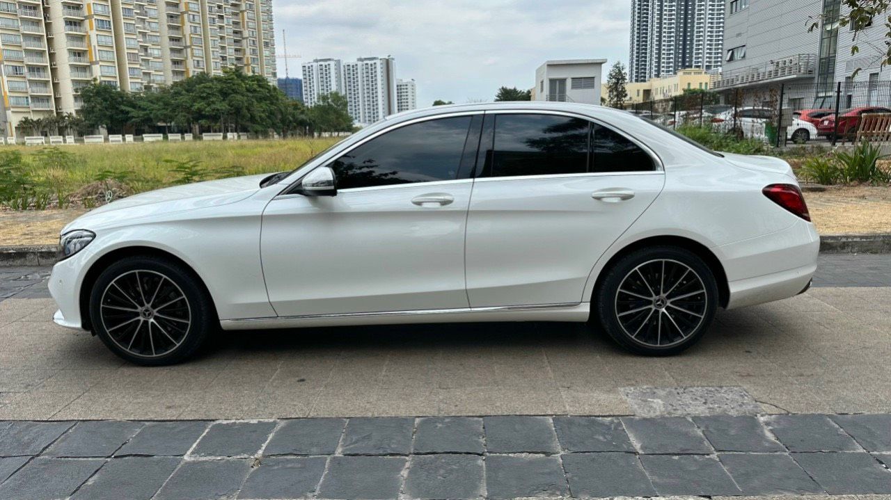 Mercedes-Benz 2021 - Hỗ trợ vay đến 90 % (Ib zalo tư vấn trực tiếp 24/7)