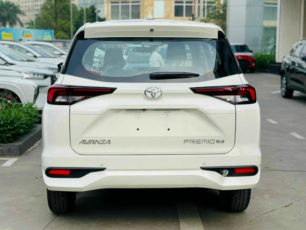 Toyota Avanza Premio 2023 - Xe đủ màu giao ngay