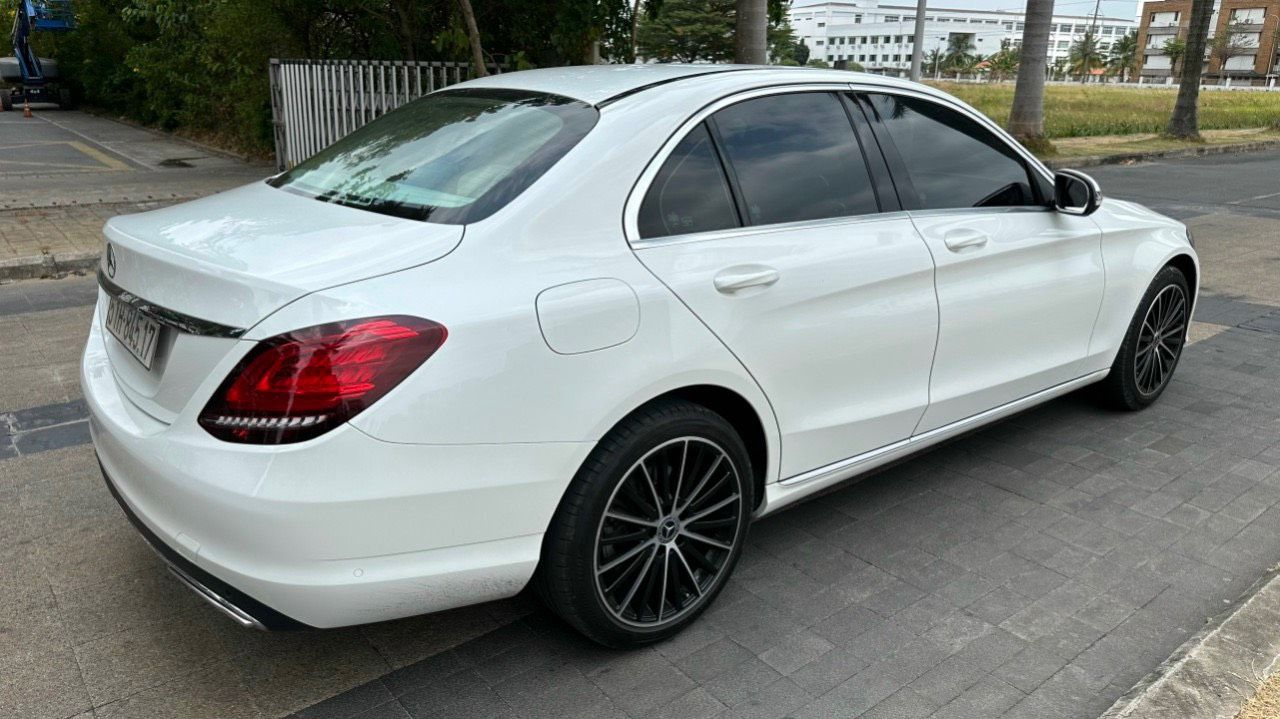 Mercedes-Benz 2021 - Hỗ trợ vay đến 90 % (Ib zalo tư vấn trực tiếp 24/7)