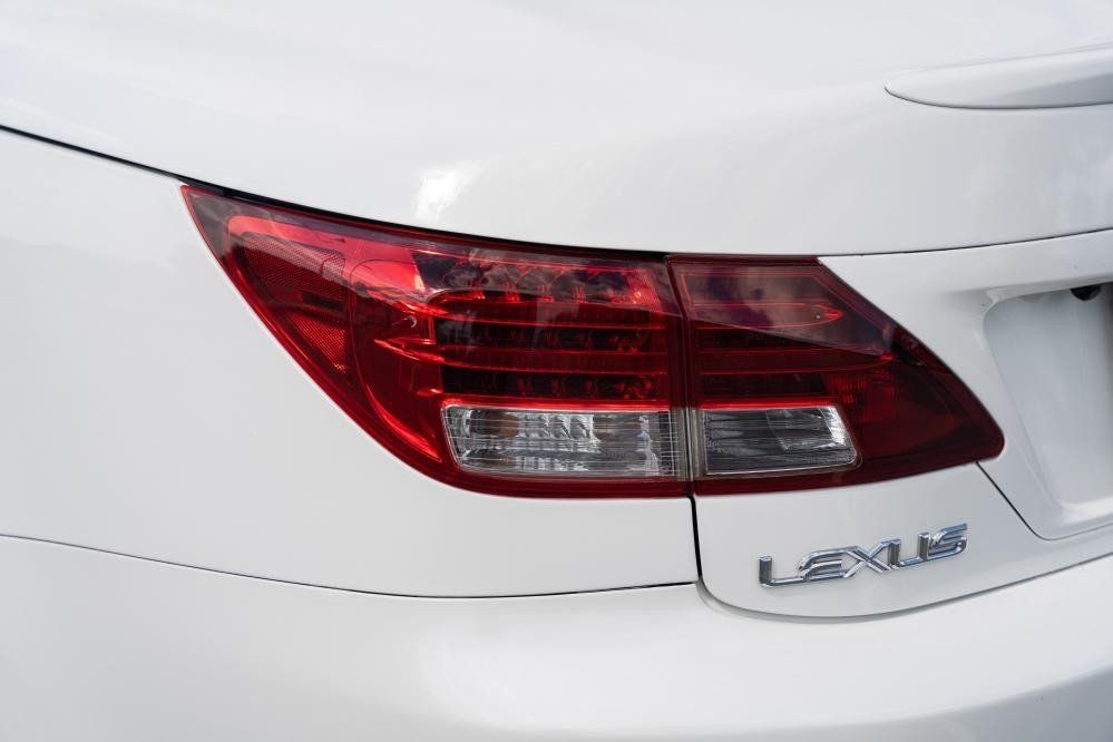 Lexus IS 250 2010 - Xe màu trắng số tự động