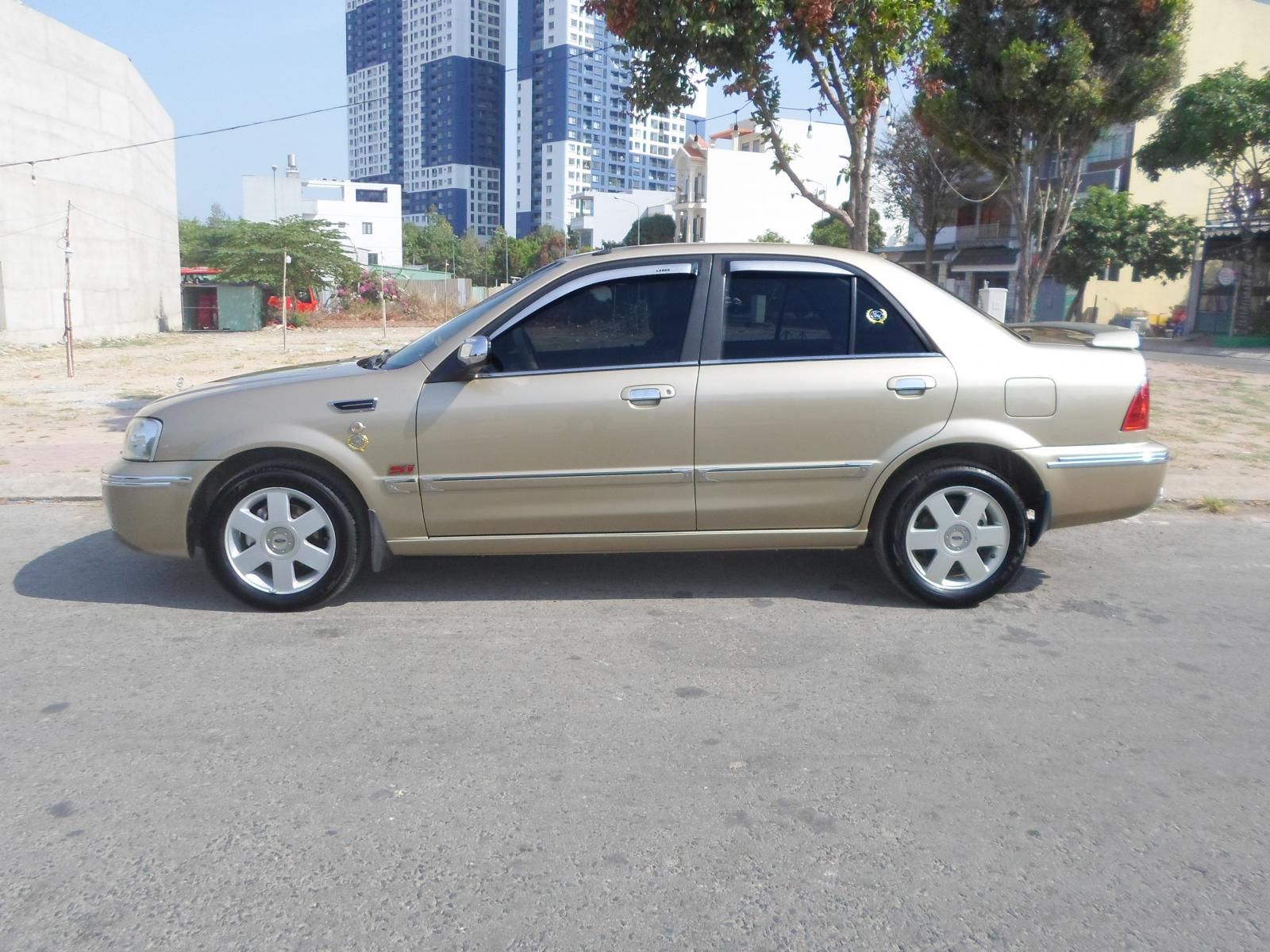 Ford Laser 2002 - Cao cấp GHIA -1.8 - Mới nhất Việt Nam - Xe zin 100% -Không có đối thủ