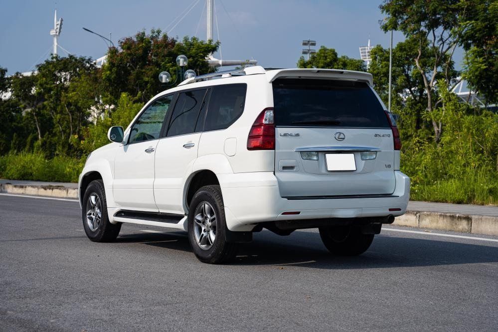 Lexus GX 470 2008 - Màu trắng, xe nhập số tự động