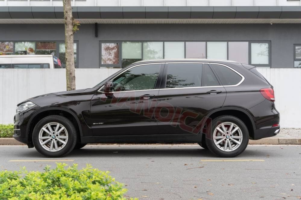 BMW X5 2017 - Xe màu đen, xe nhập số tự động