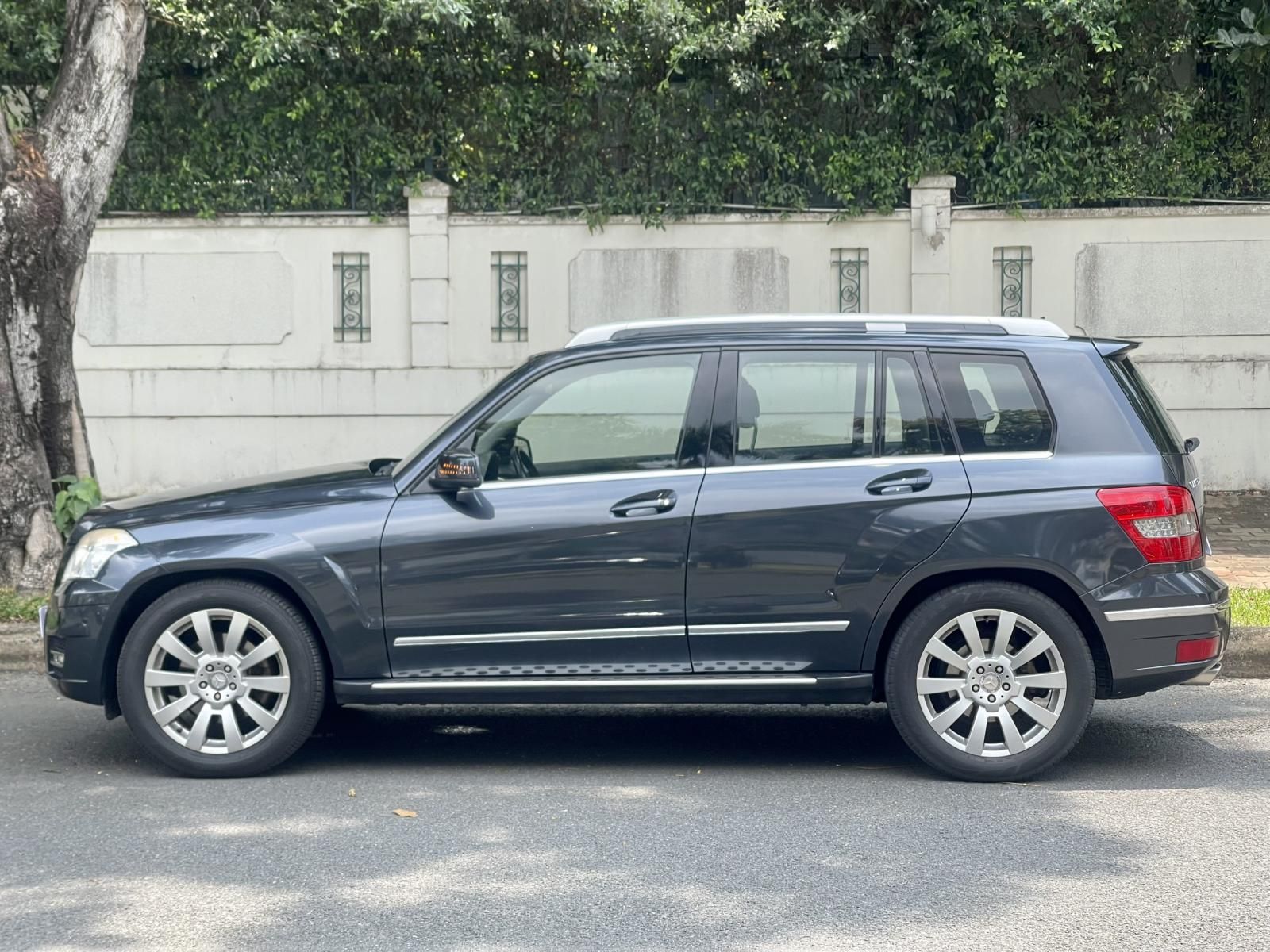 Mercedes-Benz GLK 300 2010 - Xe đẹp, đi kỹ